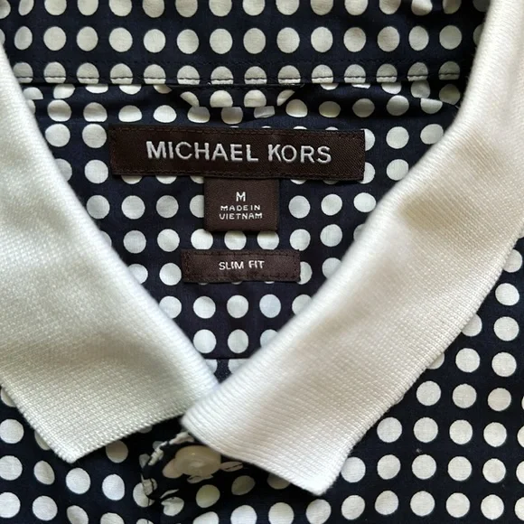 👕👕NWOT Michael Kors Short Sleeved Button Down Shirt👕👕 - Picture 6 of 7